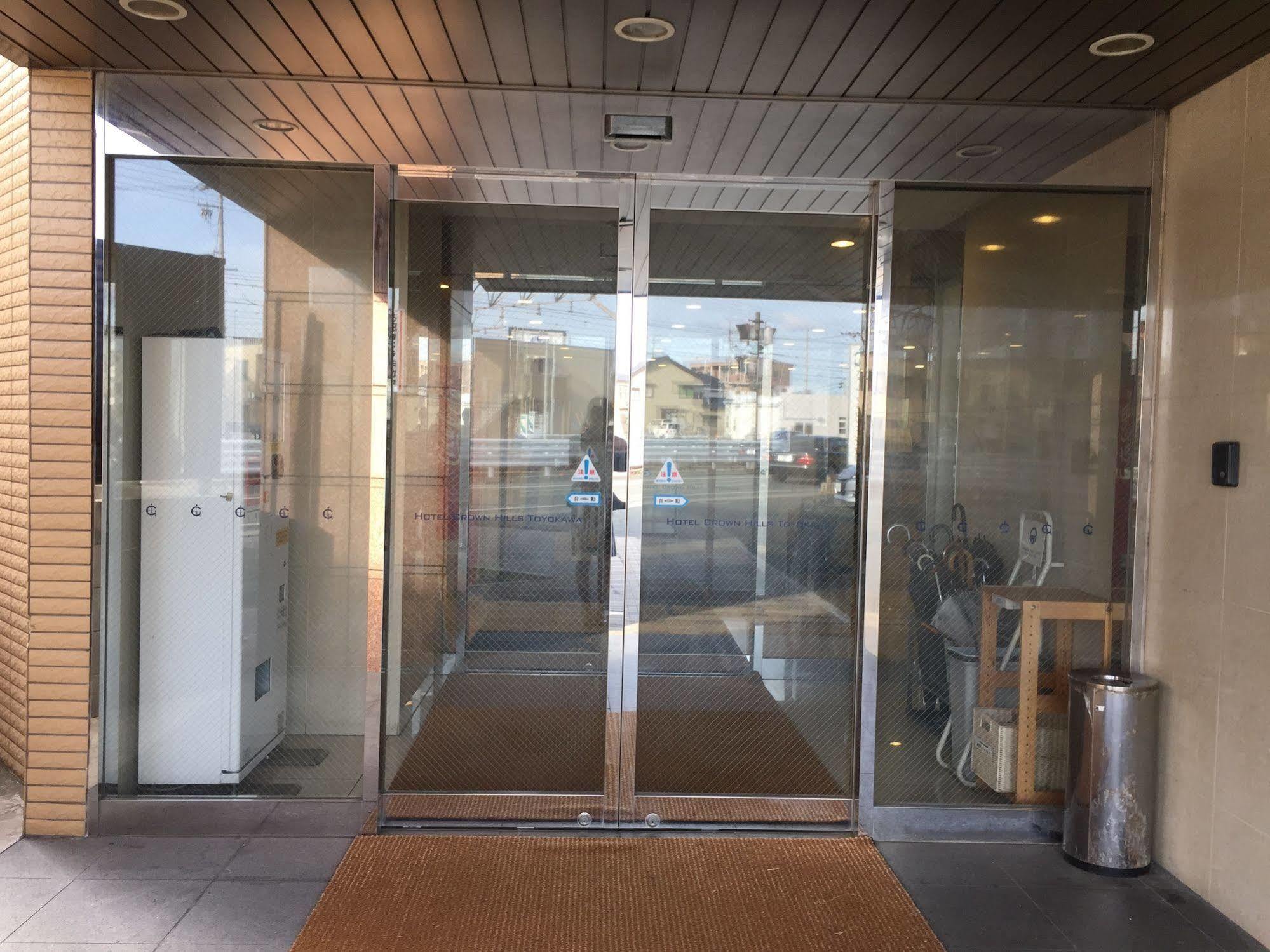 Hotel Crown Hills Toyokawa Exterior photo